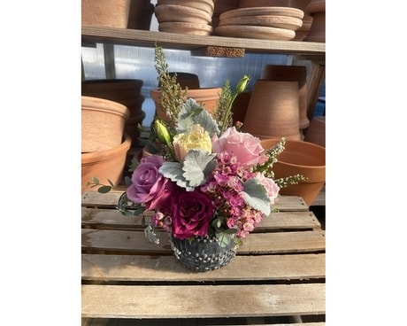 LITTLE DITTY Flower Arrangement